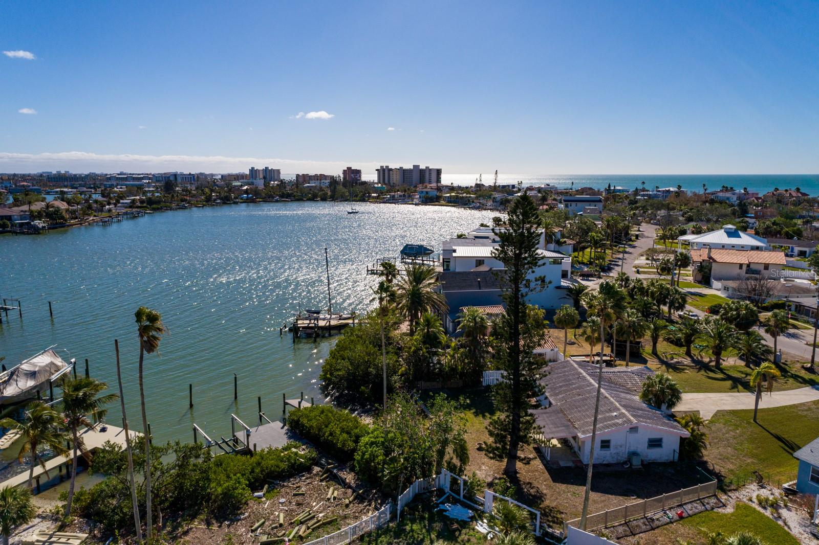 15815 REDINGTON DR, REDINGTON BEACH, FL, 33708