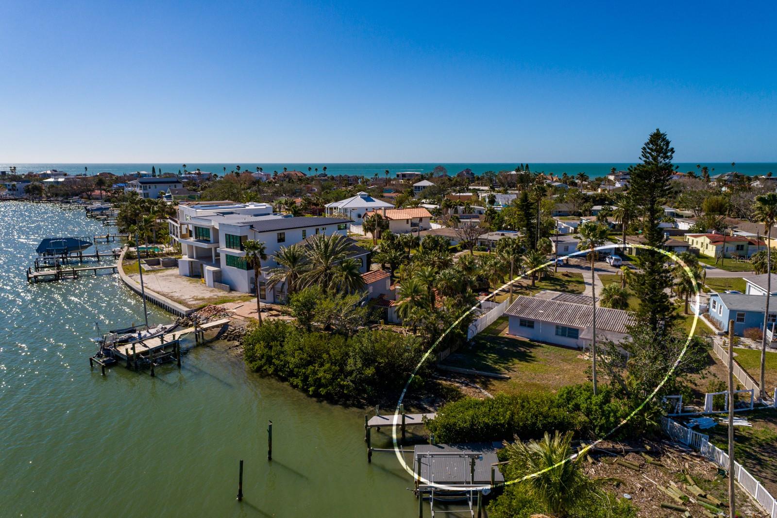 15815 REDINGTON DR, REDINGTON BEACH, FL, 33708