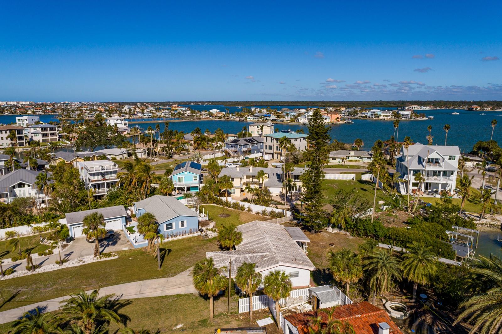 15815 REDINGTON DR, REDINGTON BEACH, FL, 33708