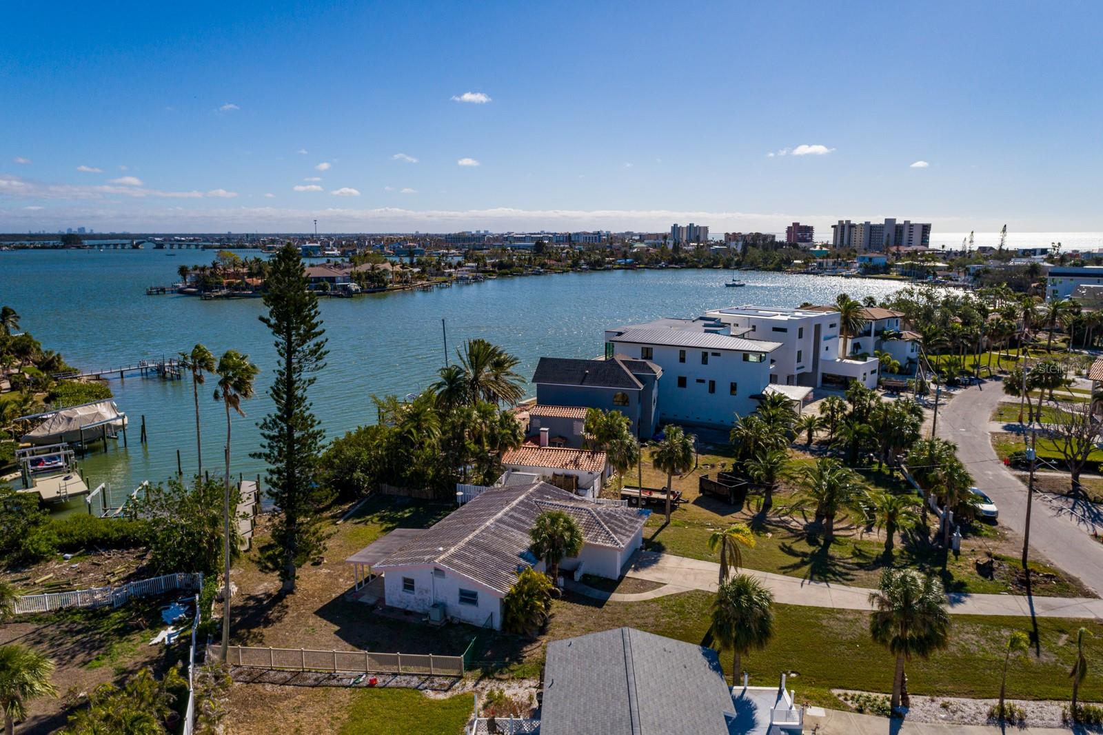 15815 REDINGTON DR, REDINGTON BEACH, FL, 33708