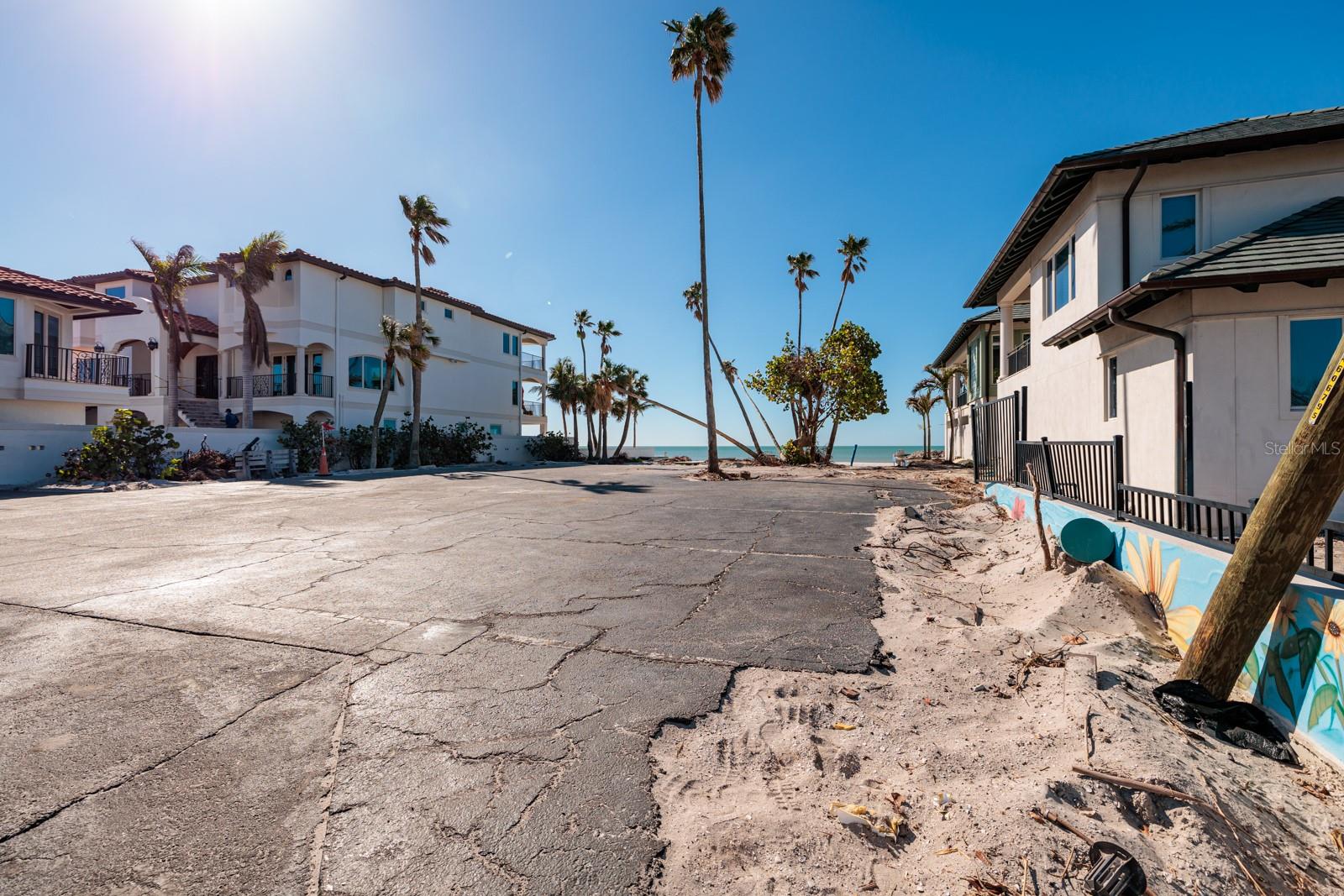 15815 REDINGTON DR, REDINGTON BEACH, FL, 33708