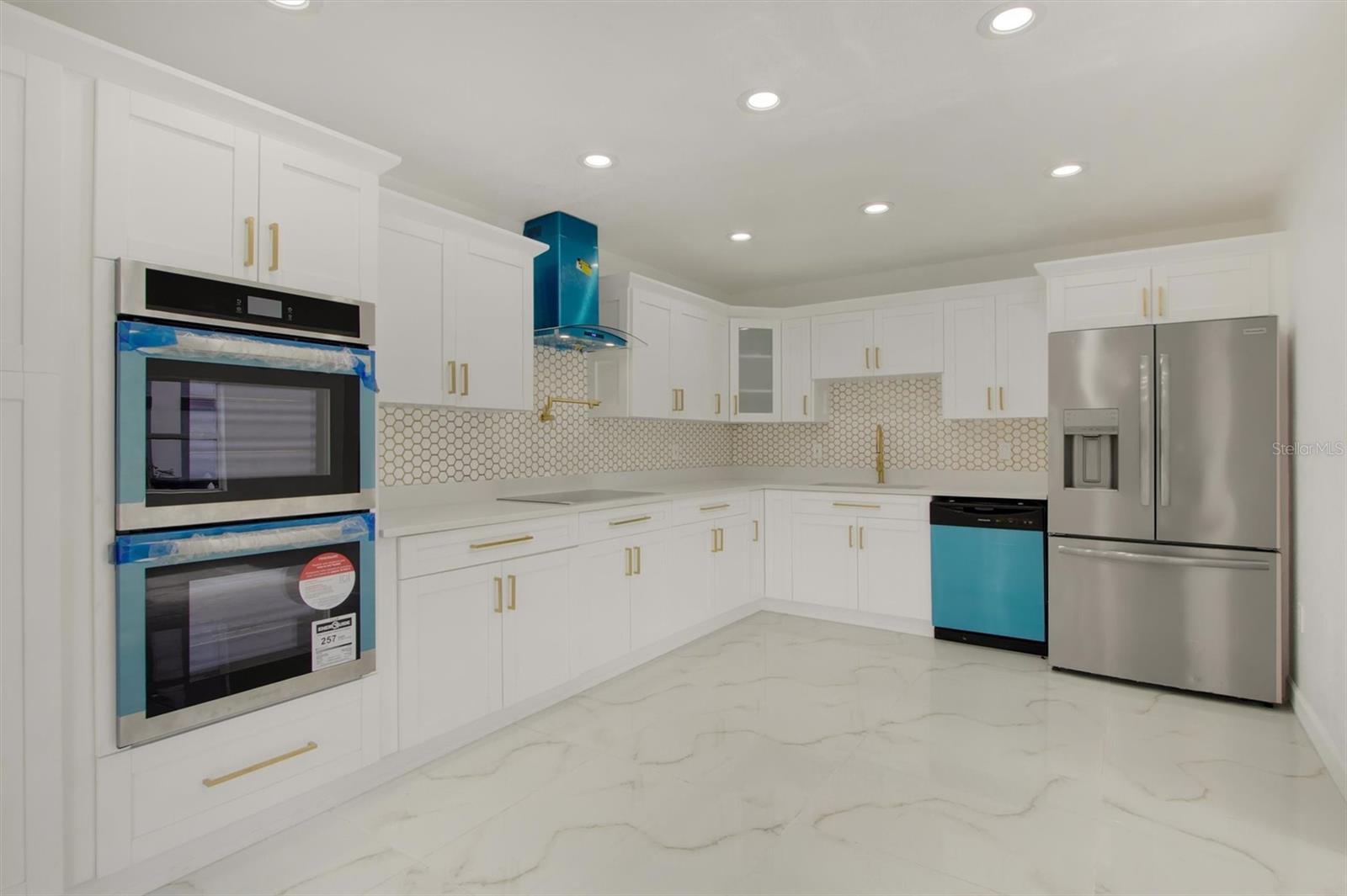 2066 SAN MARINO WAY N, CLEARWATER, FL, 33763