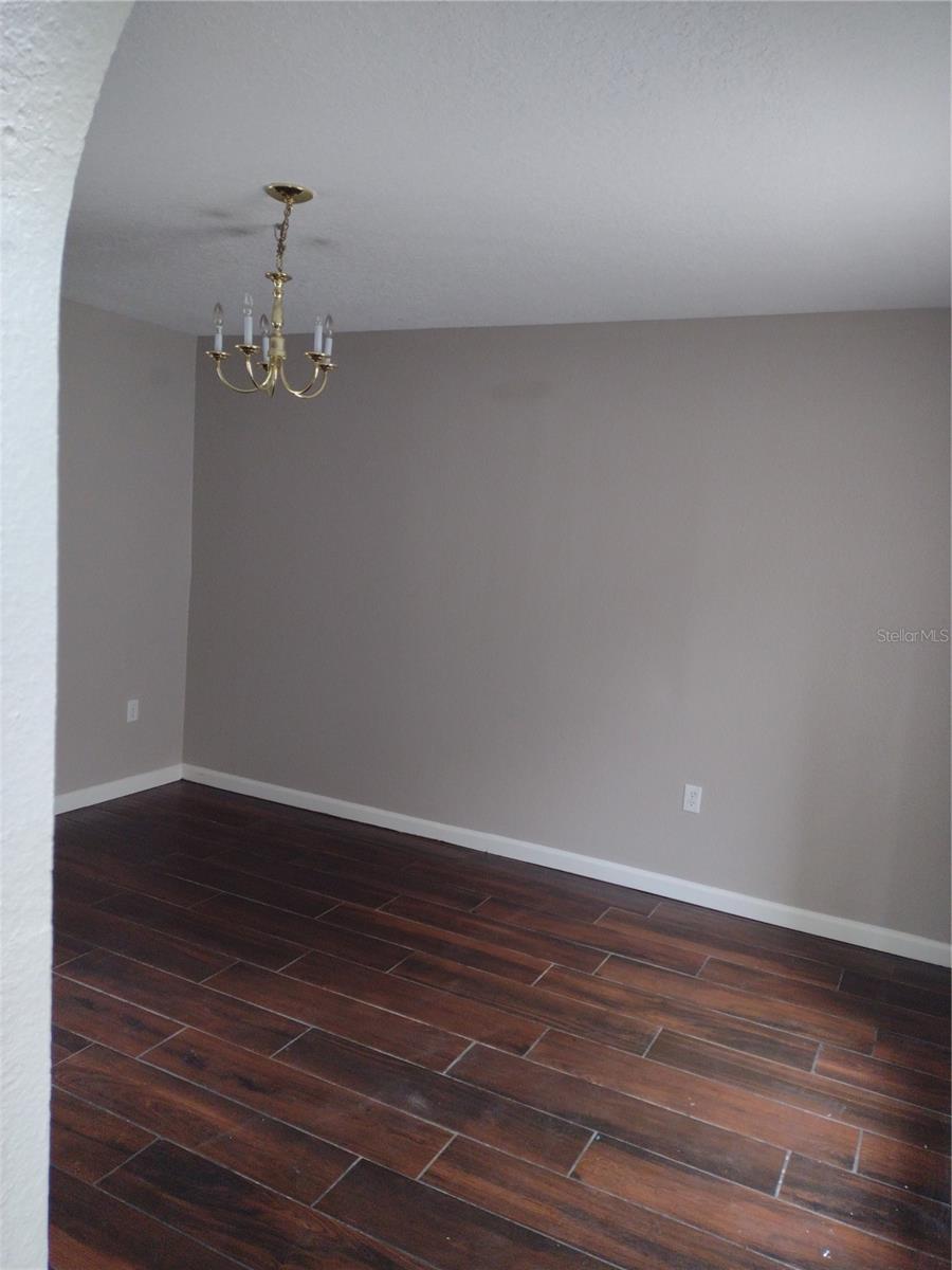 1616 STERNS DR, LEESBURG, FL, 34748