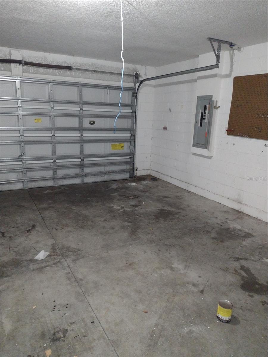 1616 STERNS DR, LEESBURG, FL, 34748