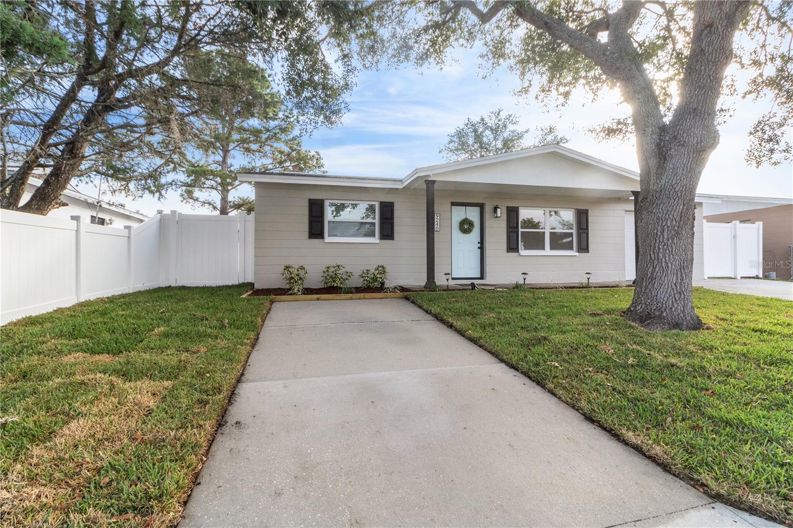 9240 WHITMAN LN, PORT RICHEY, FL, 34668