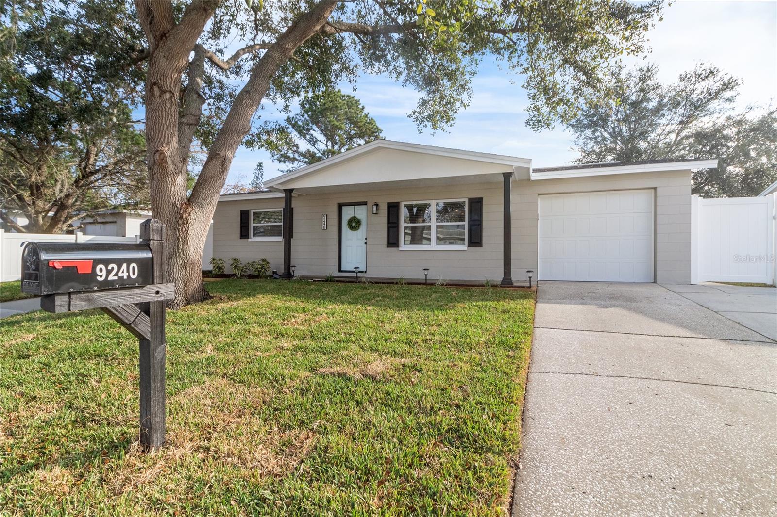 9240 WHITMAN LN, PORT RICHEY, FL, 34668