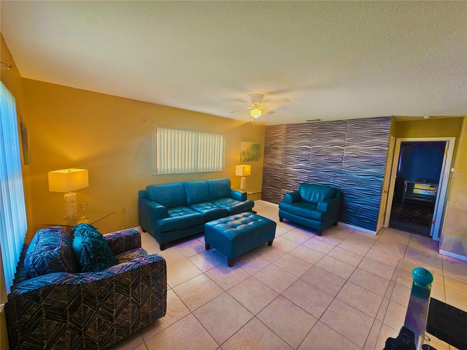 9907 DAHLIA ST N, PINELLAS PARK, FL, 33782