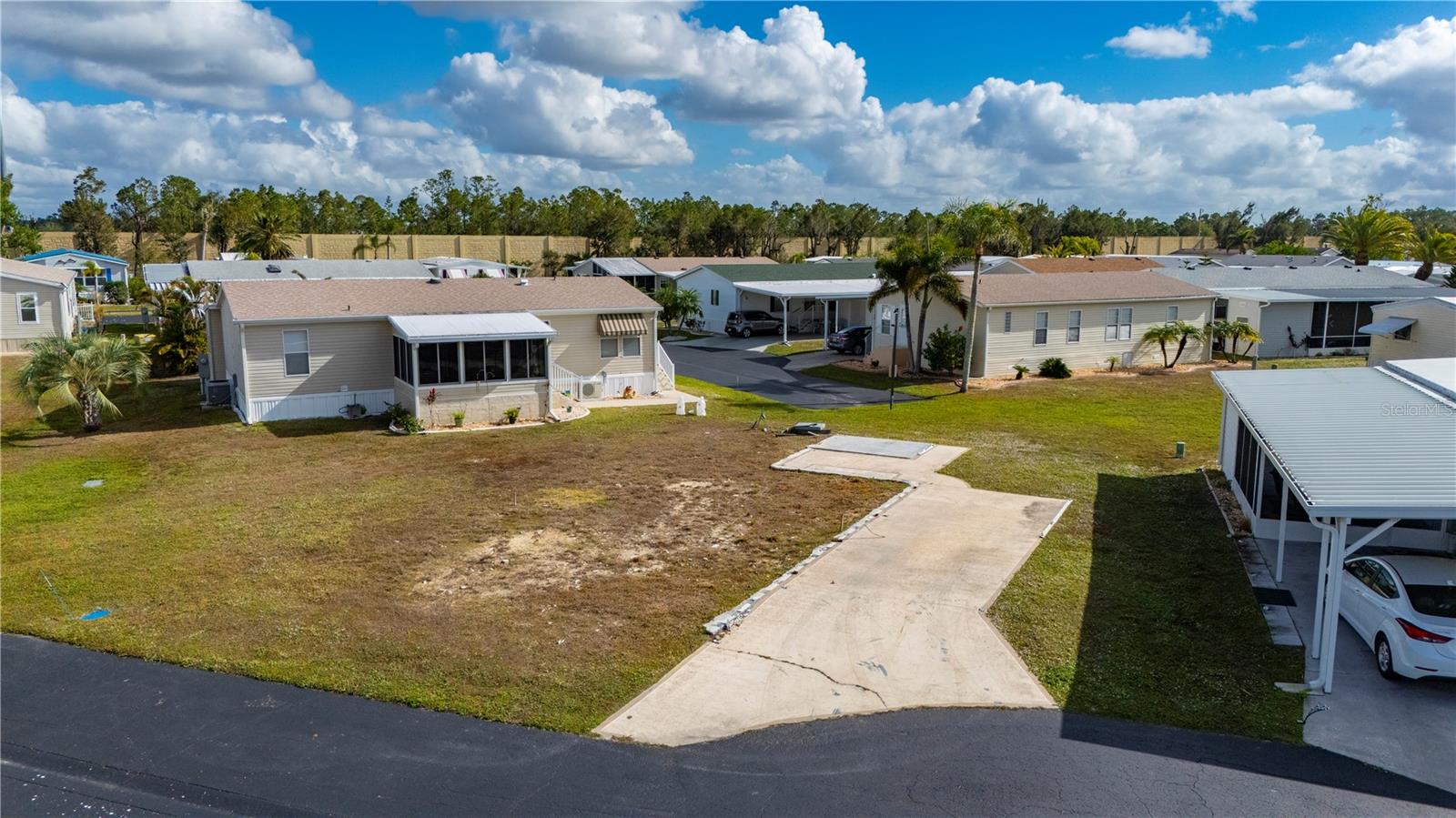 1000 KINGS HWY #400, PORT CHARLOTTE, FL, 33980