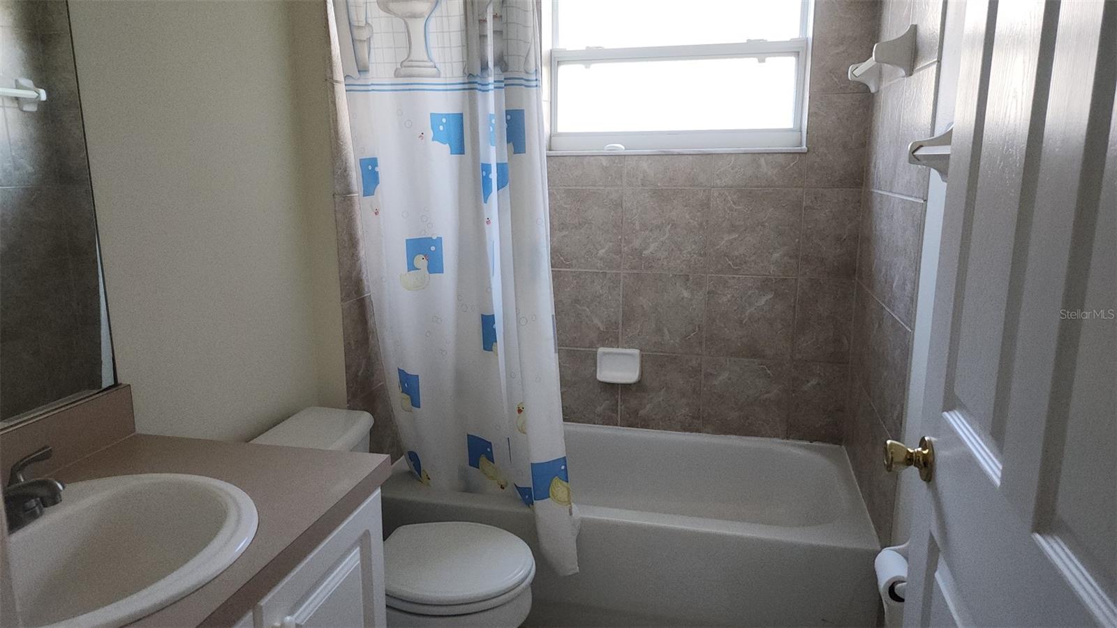 304 HIGH POINT DR, DAVENPORT, FL, 33837