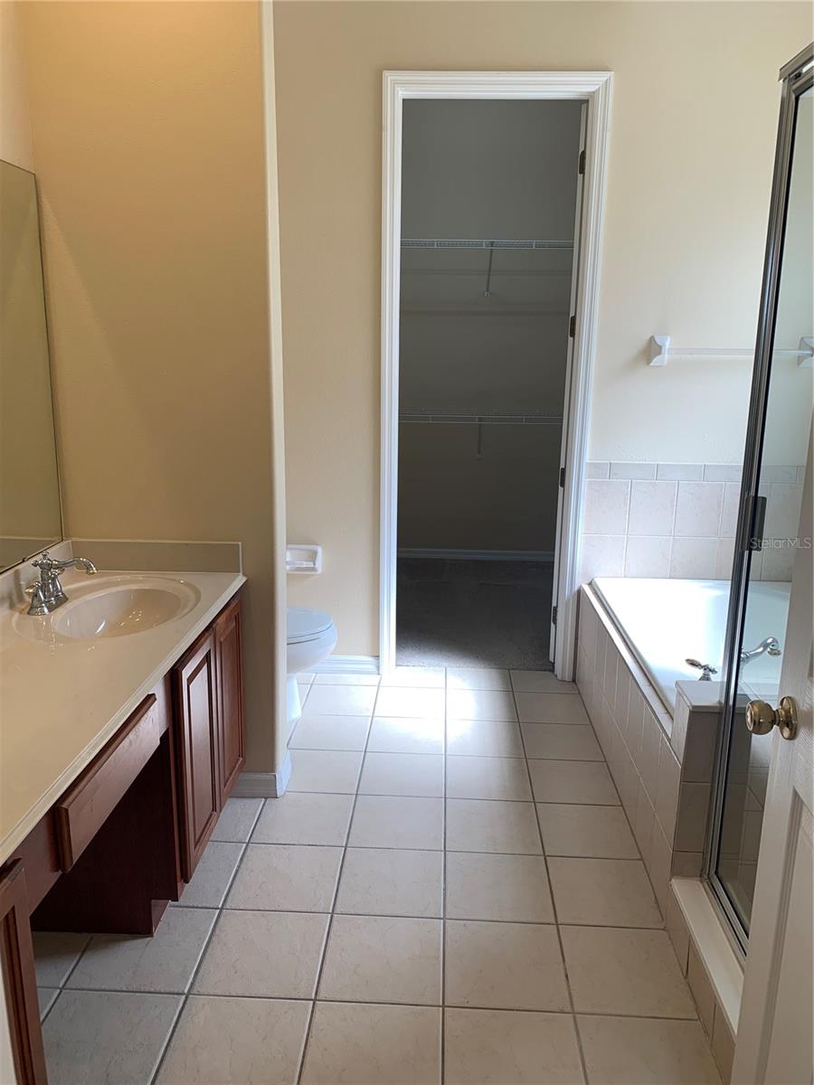 526 SPRING RIVER DR, ORLANDO, FL, 32828