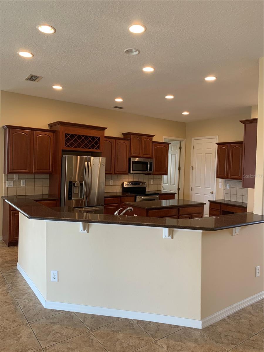 526 SPRING RIVER DR, ORLANDO, FL, 32828
