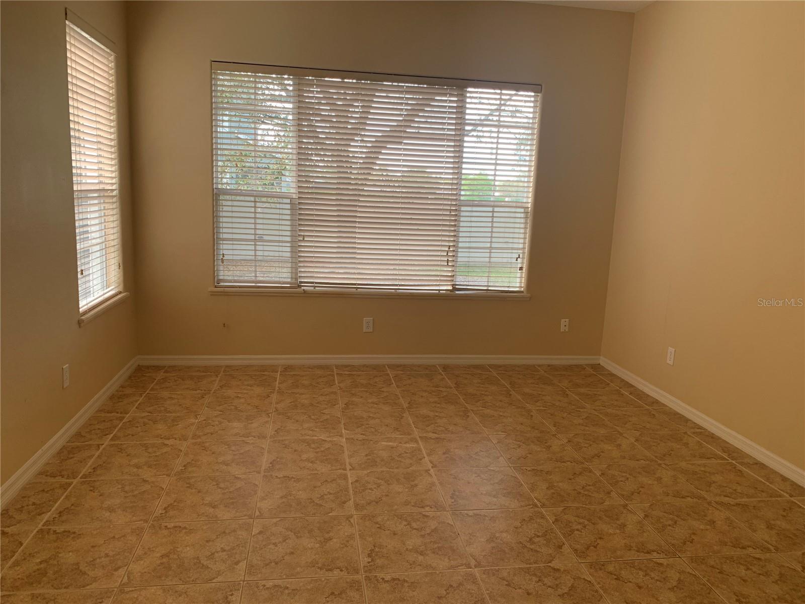 526 SPRING RIVER DR, ORLANDO, FL, 32828