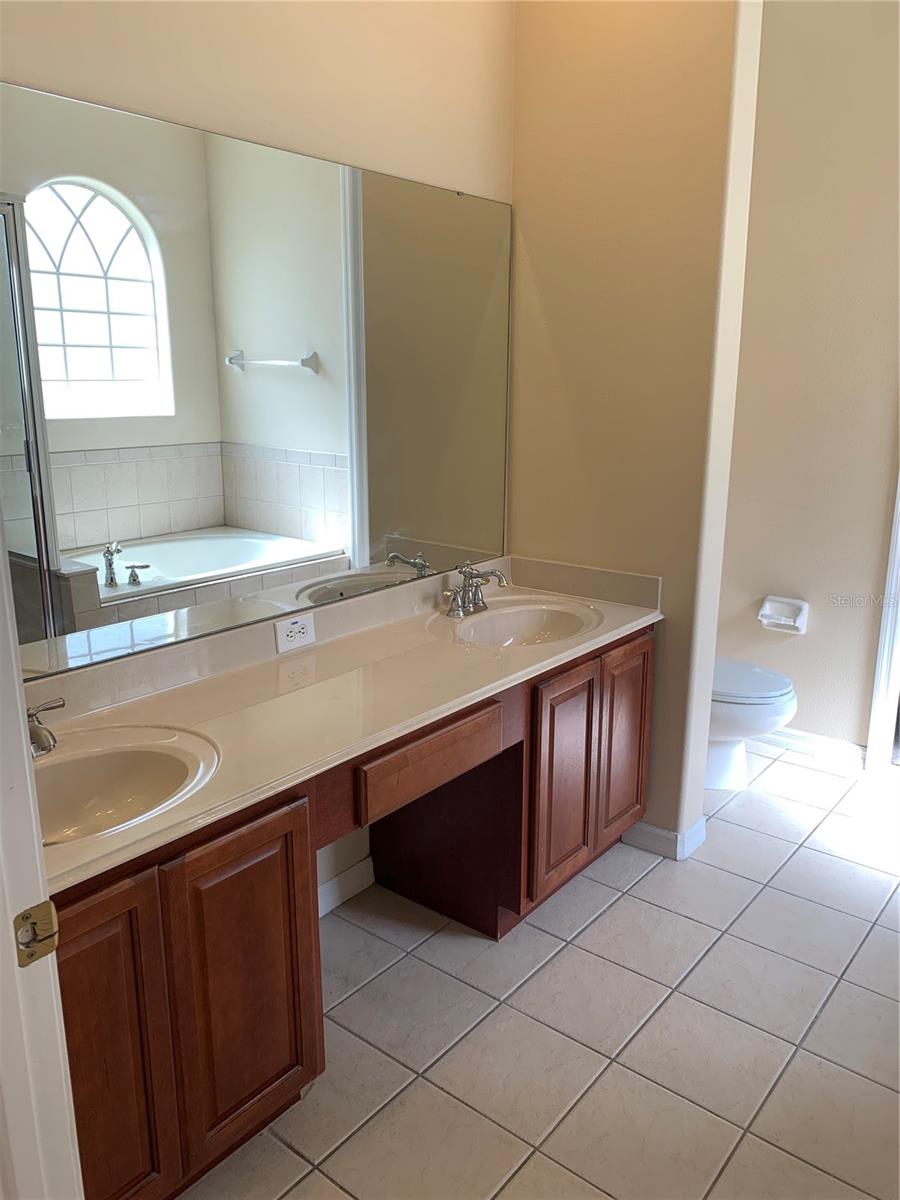 526 SPRING RIVER DR, ORLANDO, FL, 32828