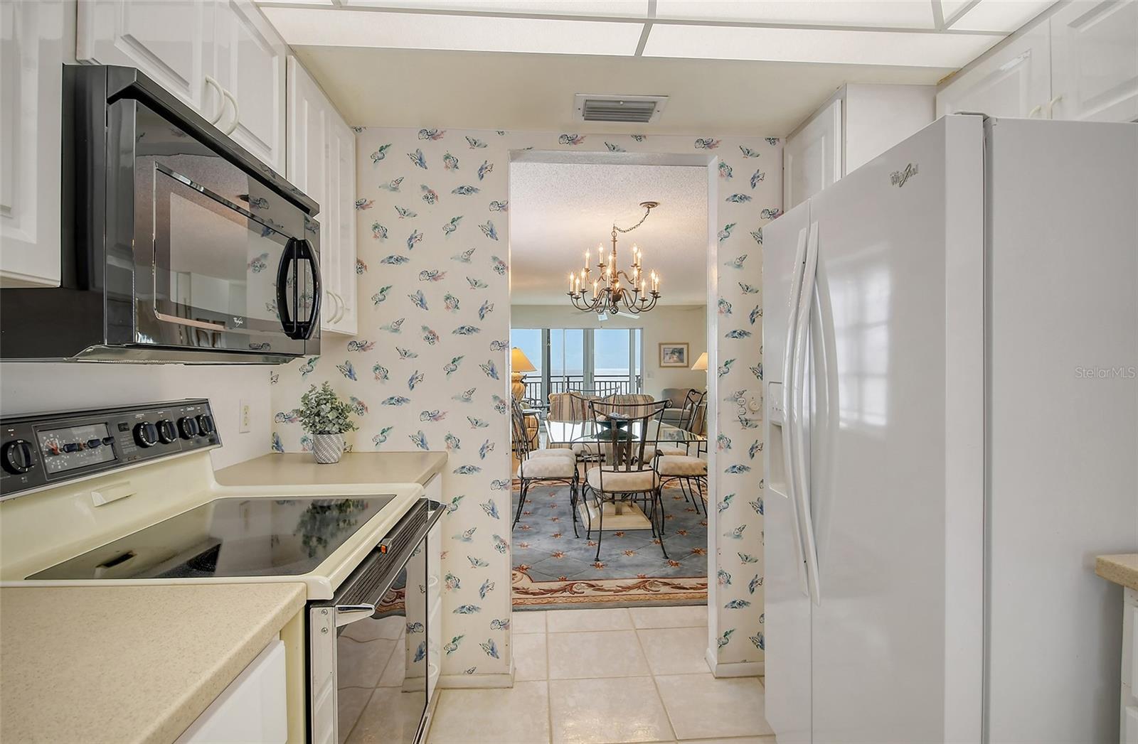19 WHISPERING SANDS DR #301, SARASOTA, FL, 34242