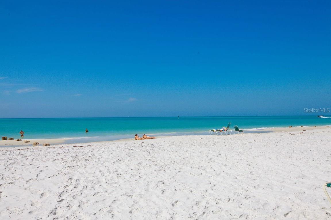 19 WHISPERING SANDS DR #301, SARASOTA, FL, 34242