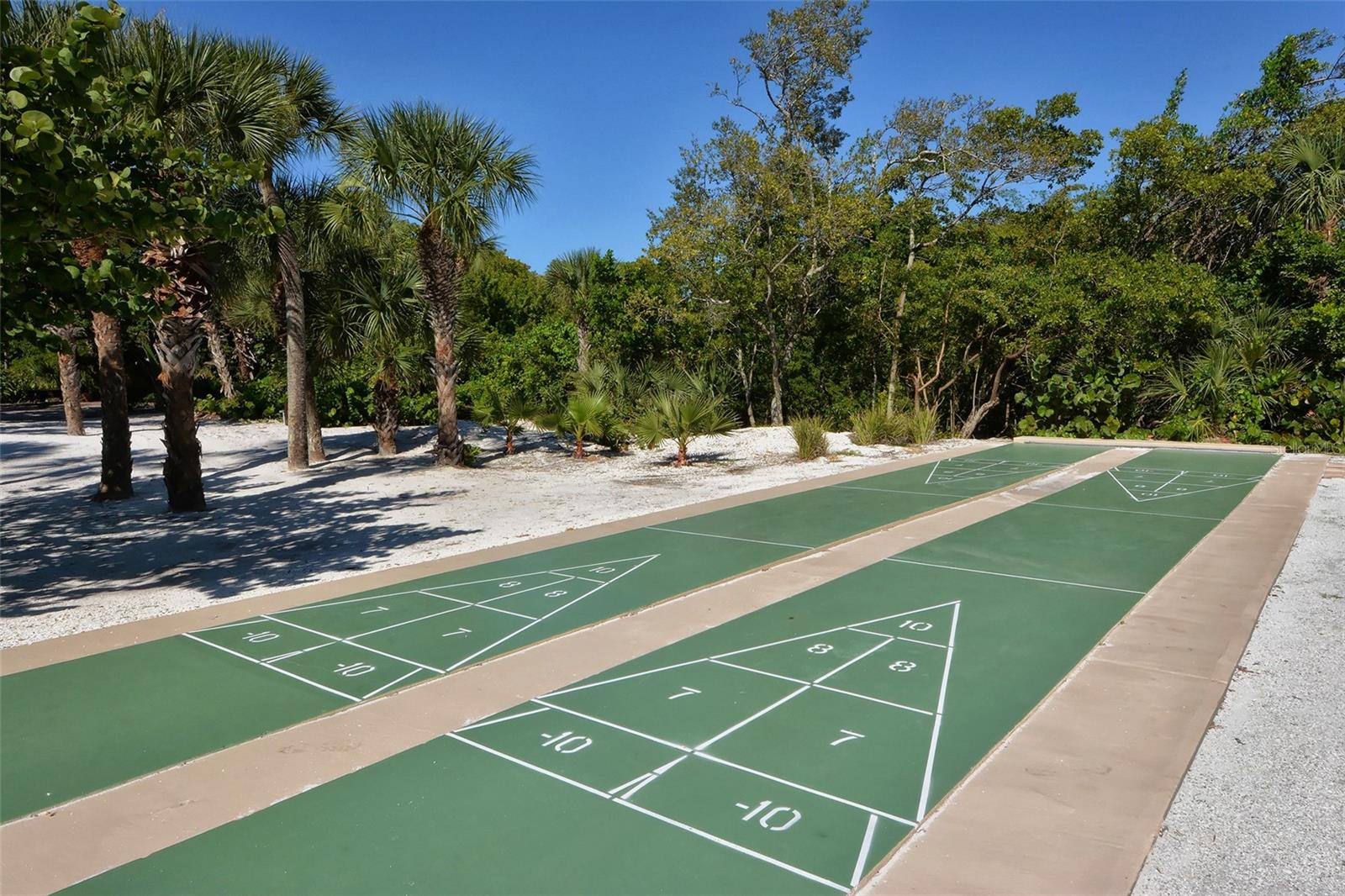 19 WHISPERING SANDS DR #301, SARASOTA, FL, 34242
