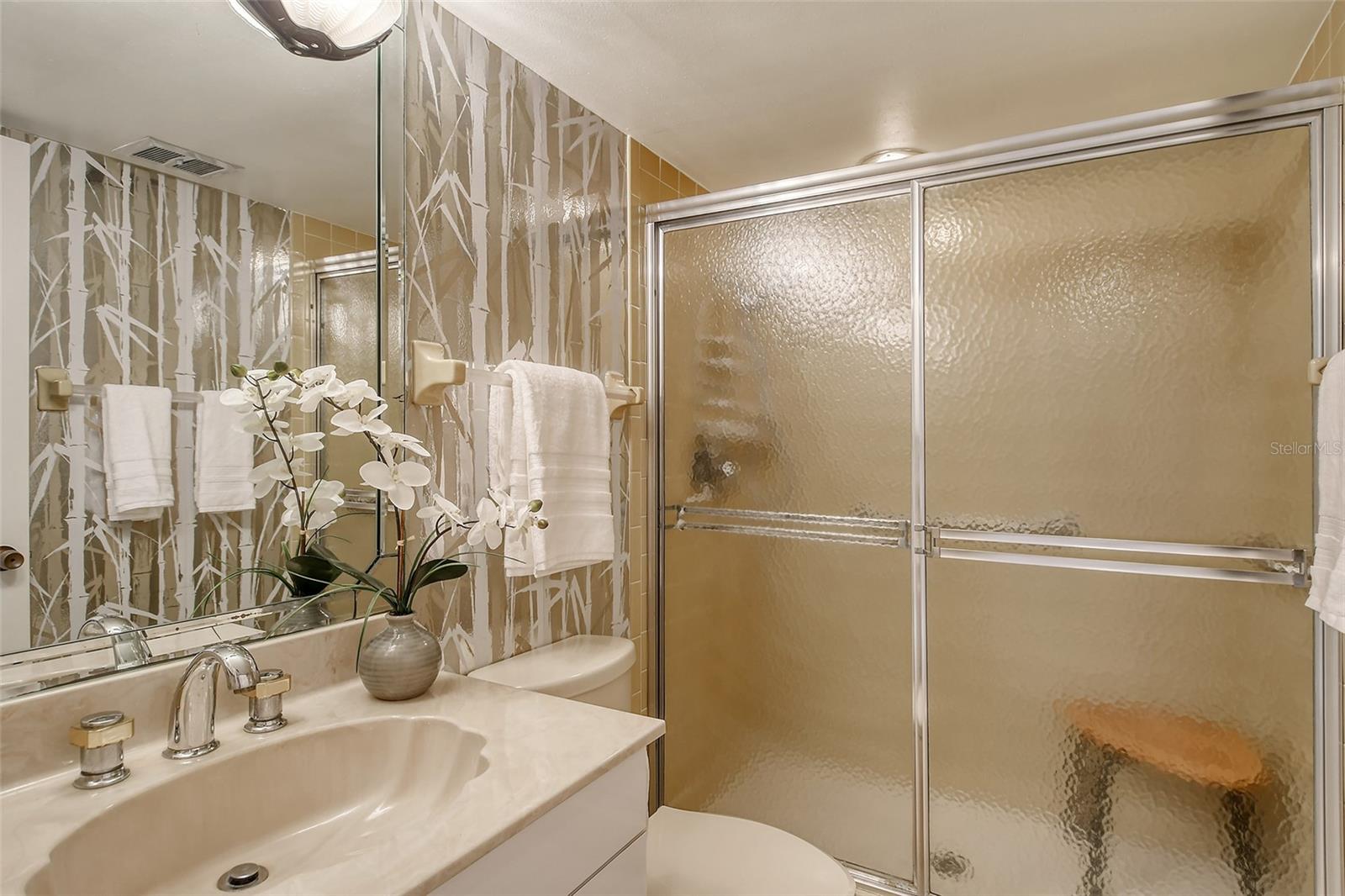 19 WHISPERING SANDS DR #301, SARASOTA, FL, 34242