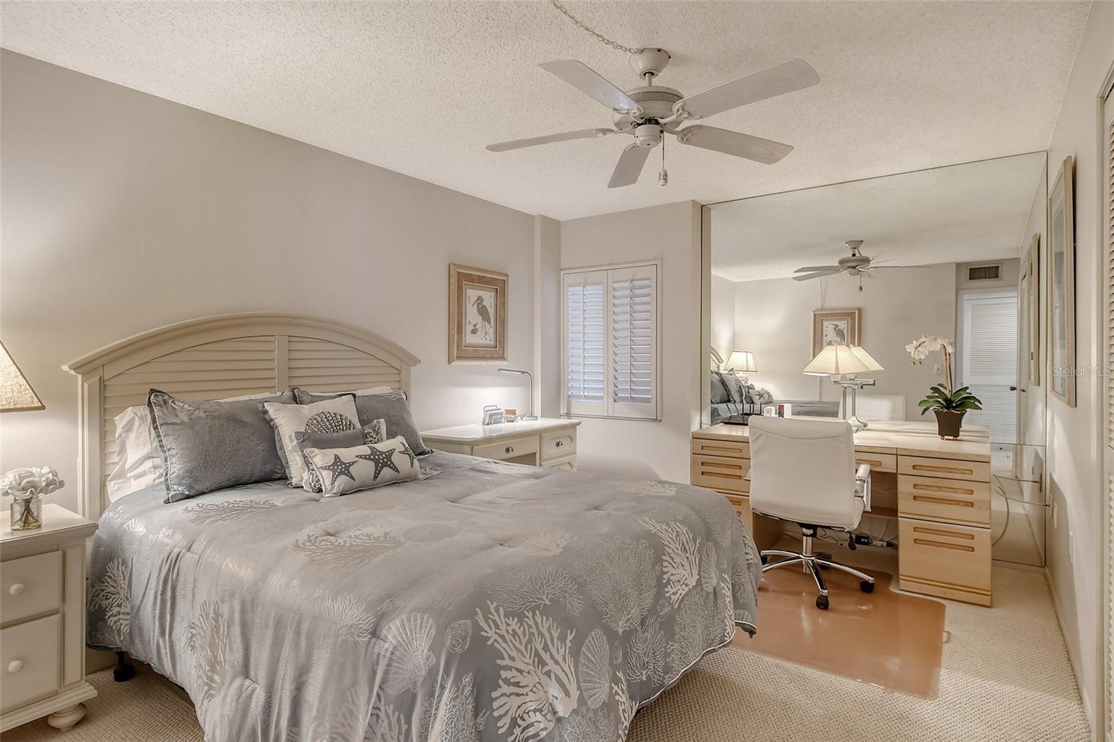 19 WHISPERING SANDS DR #301, SARASOTA, FL, 34242