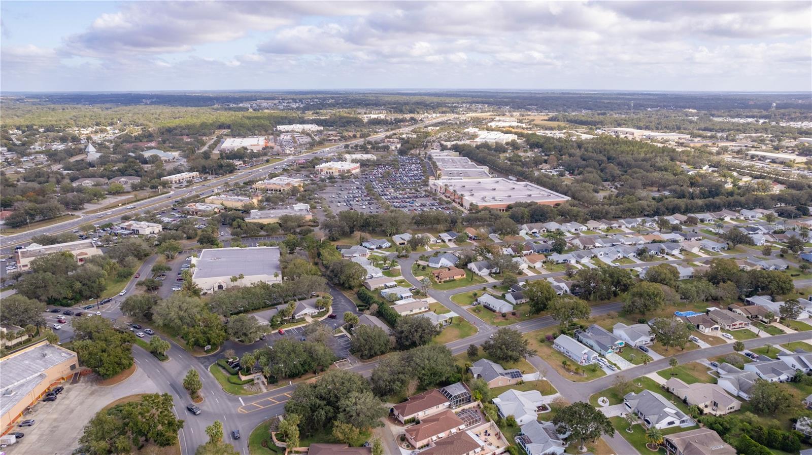 952 AVALON AVE, THE VILLAGES, FL, 32159