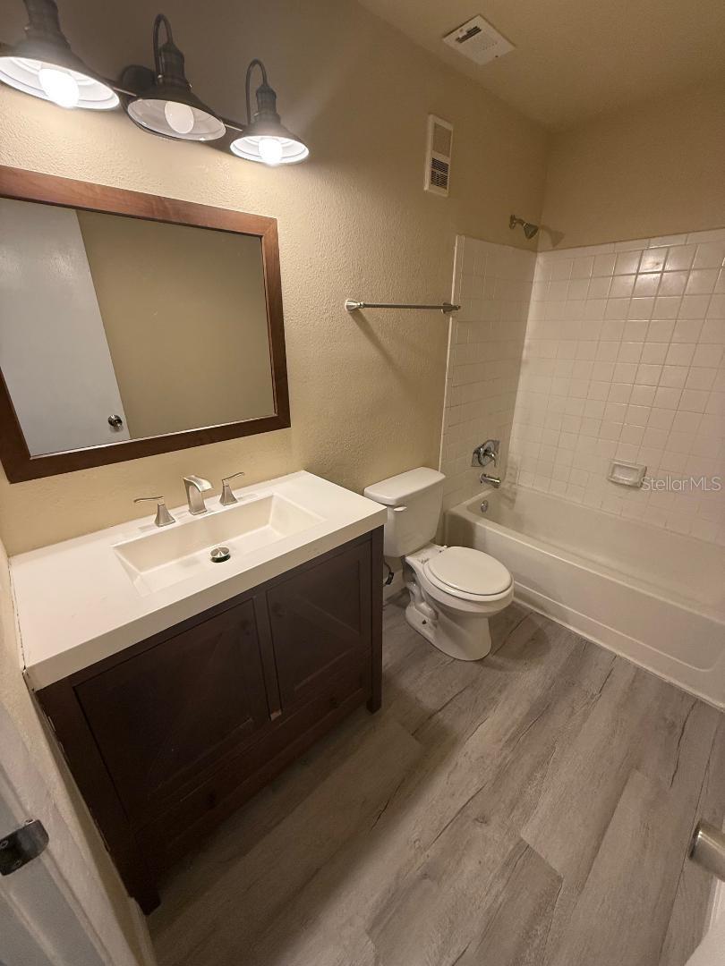 4728 WALDEN CIR #37, ORLANDO, FL, 32811