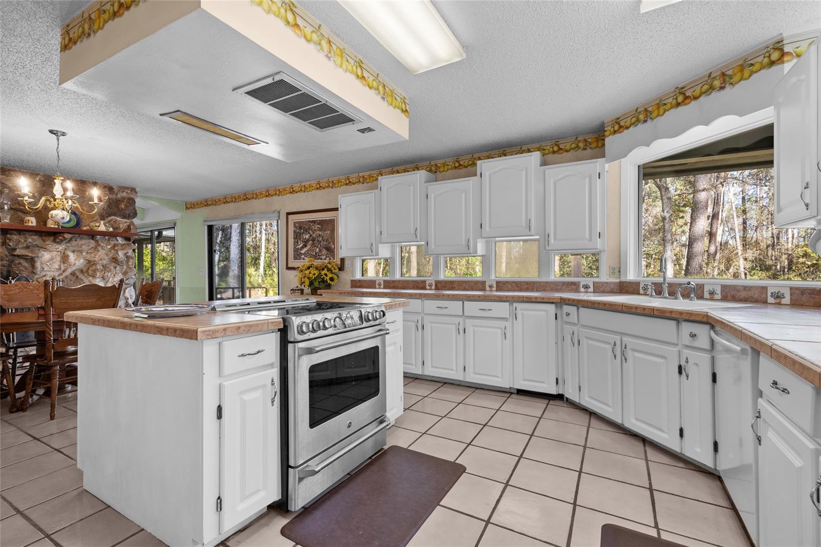 1921 SW TOMOKA TER, LAKE CITY, FL, 32025