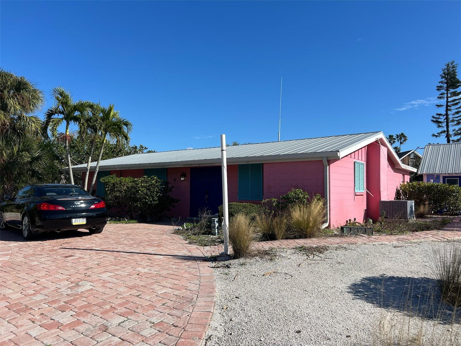 620 FOX ST, LONGBOAT KEY, FL, 34228