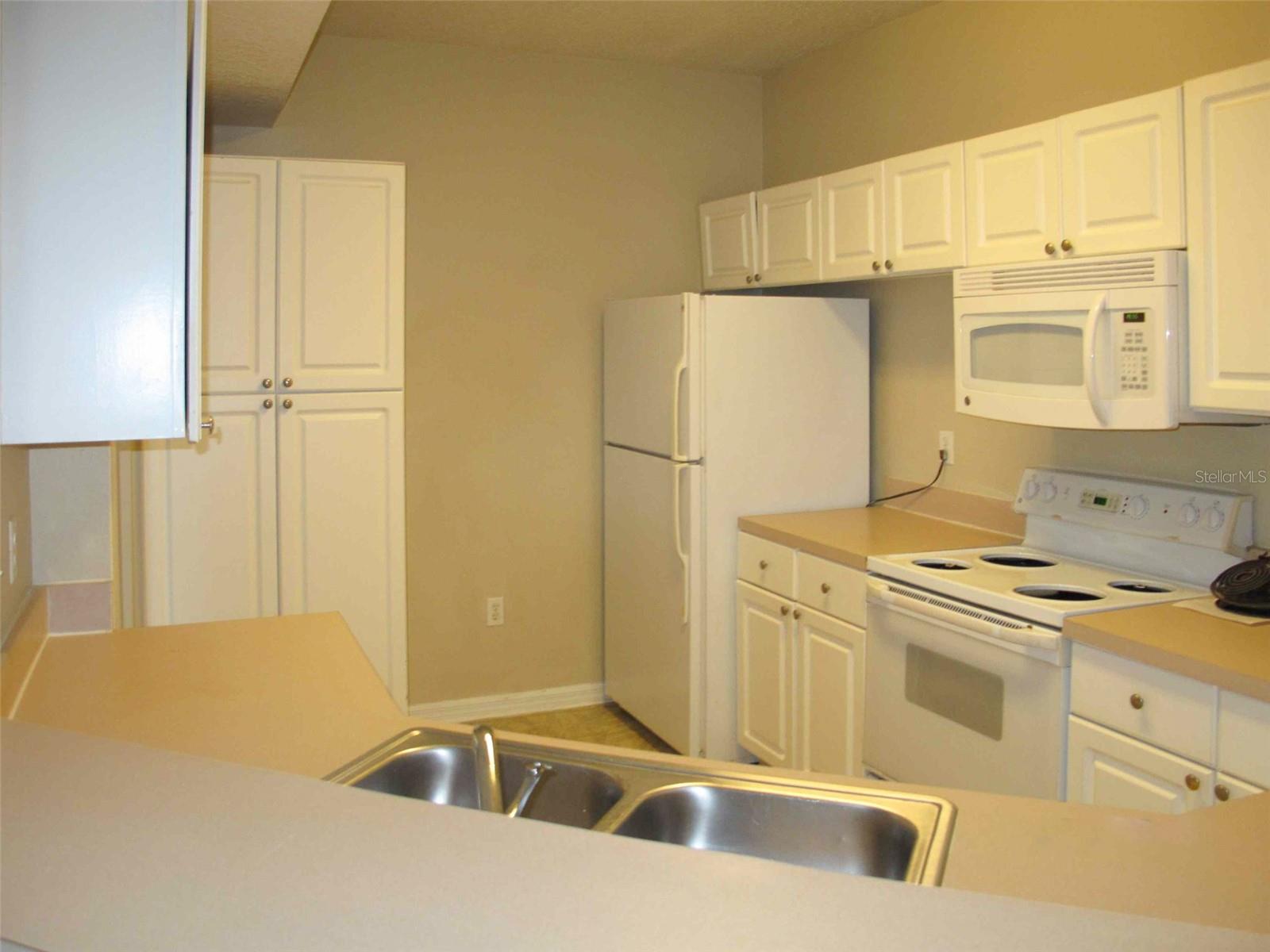 PALMS CLUB CONDO, ORLANDO, FL, 32811