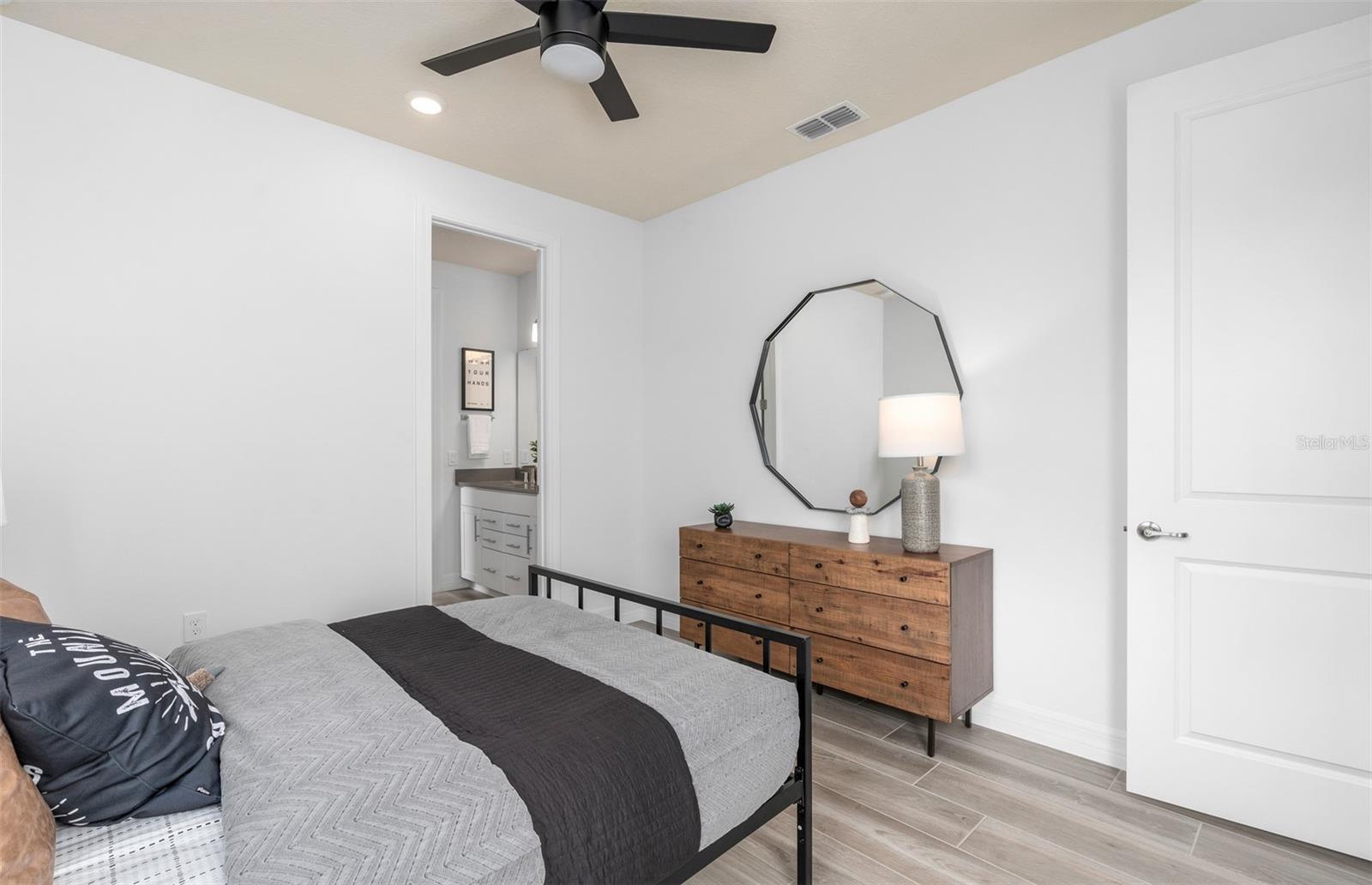 4703 FLAGSTAFF CT, ORLANDO, FL, 32820