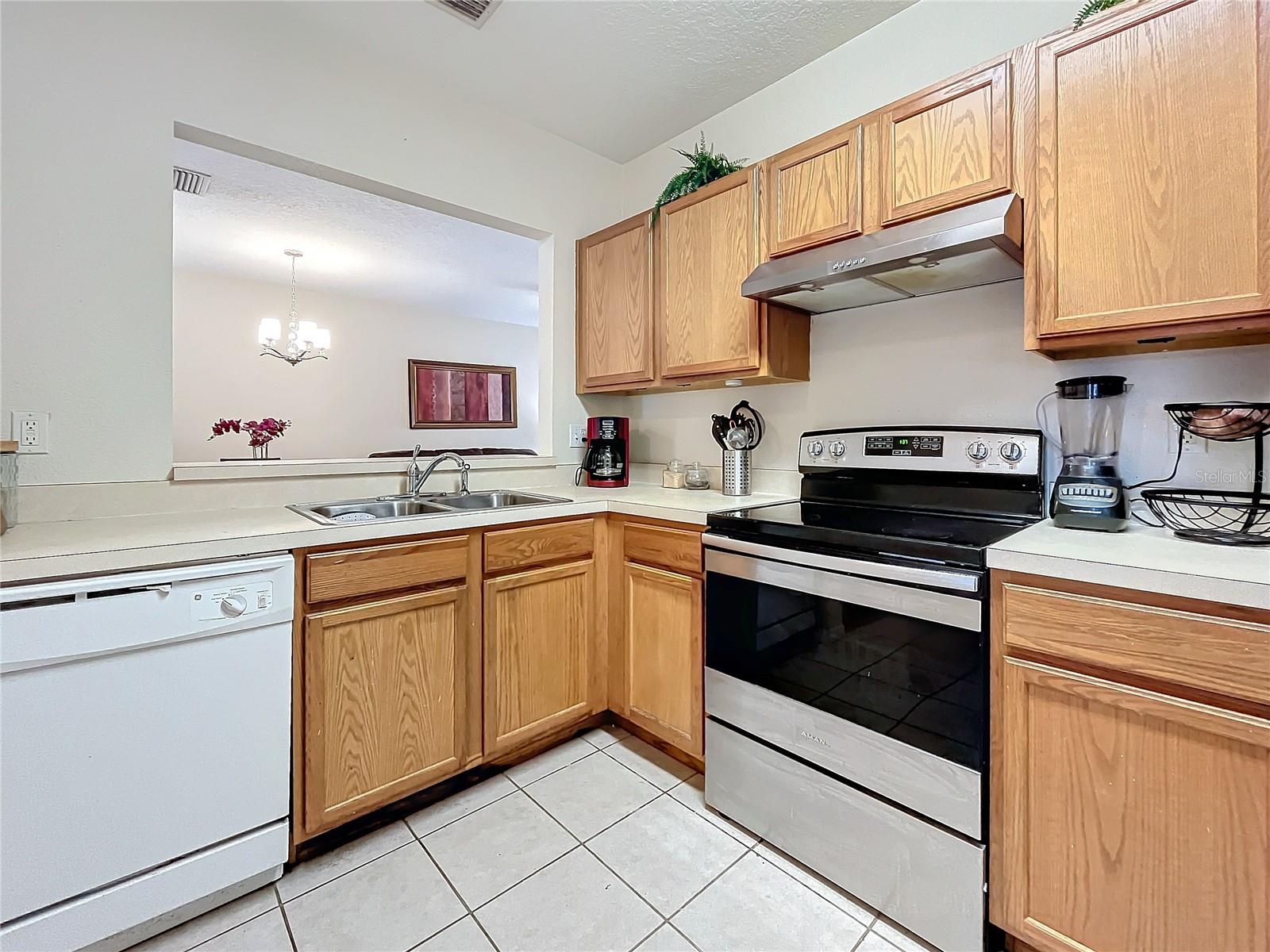 9506 AMBERDALE CT #201, RIVERVIEW, FL, 33578