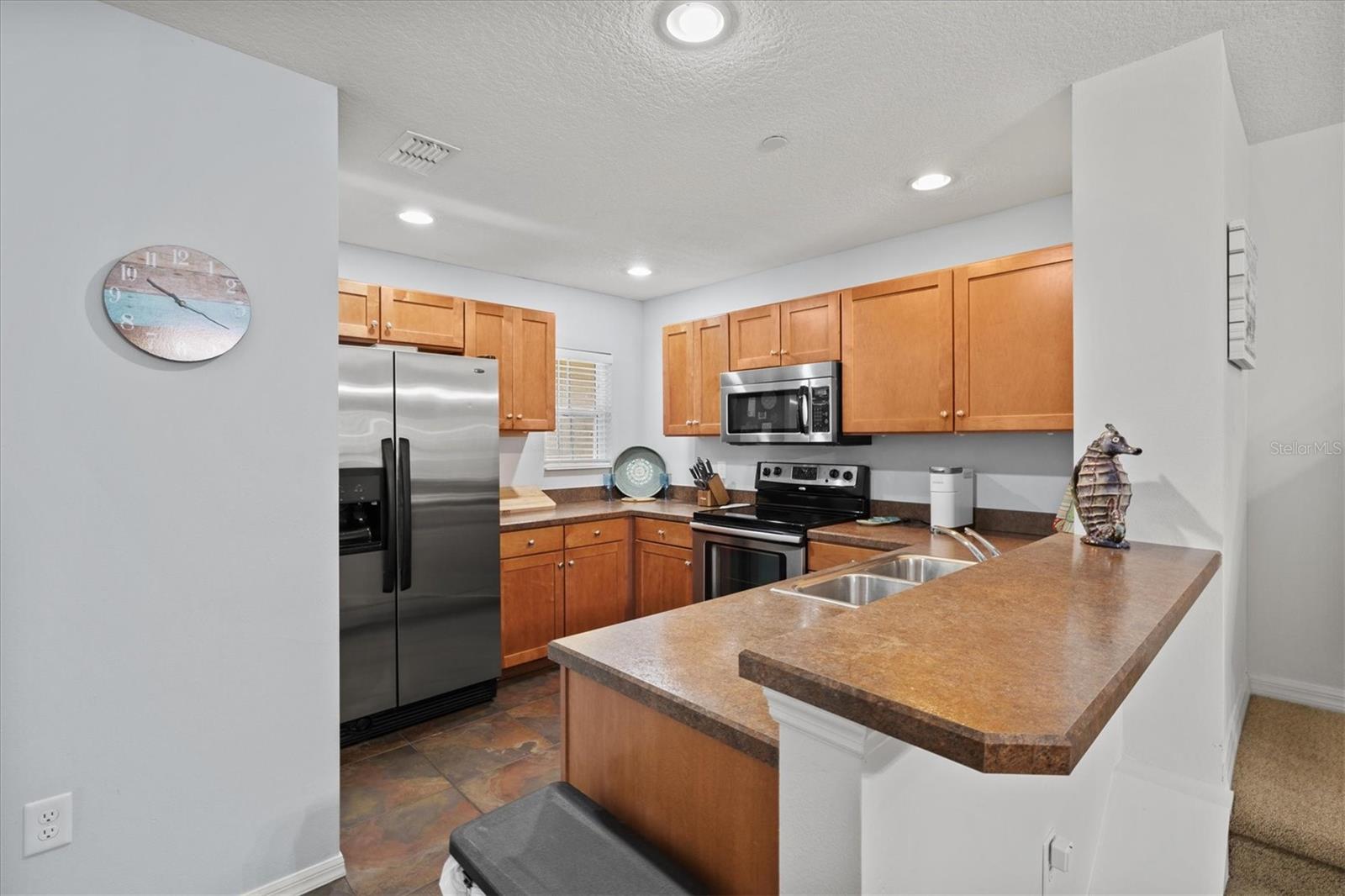 7325 BLACK WALNUT WAY, LAKEWOOD RANCH, FL, 34202