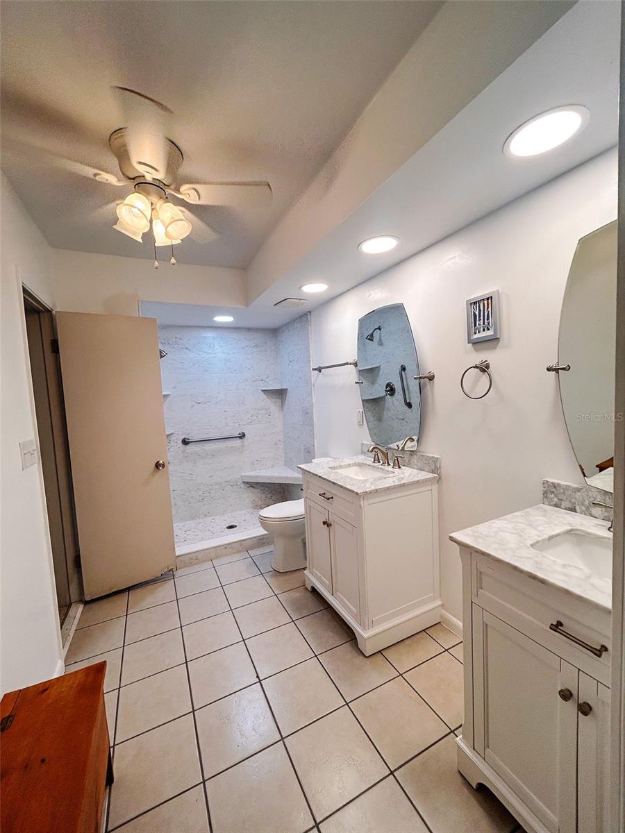 183 E LAKEVIEW ST, UMATILLA, FL, 32784