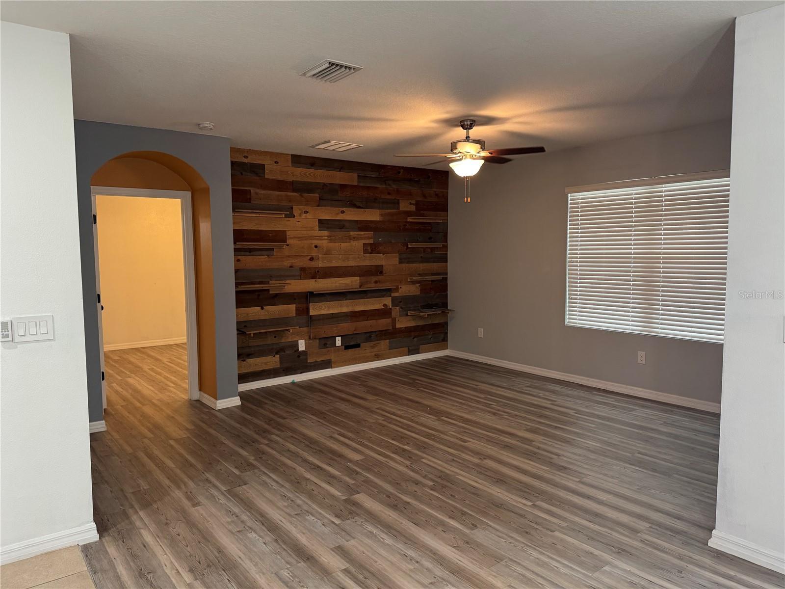10625 PARK MEADOWBROOKE DR, RIVERVIEW, FL, 33578