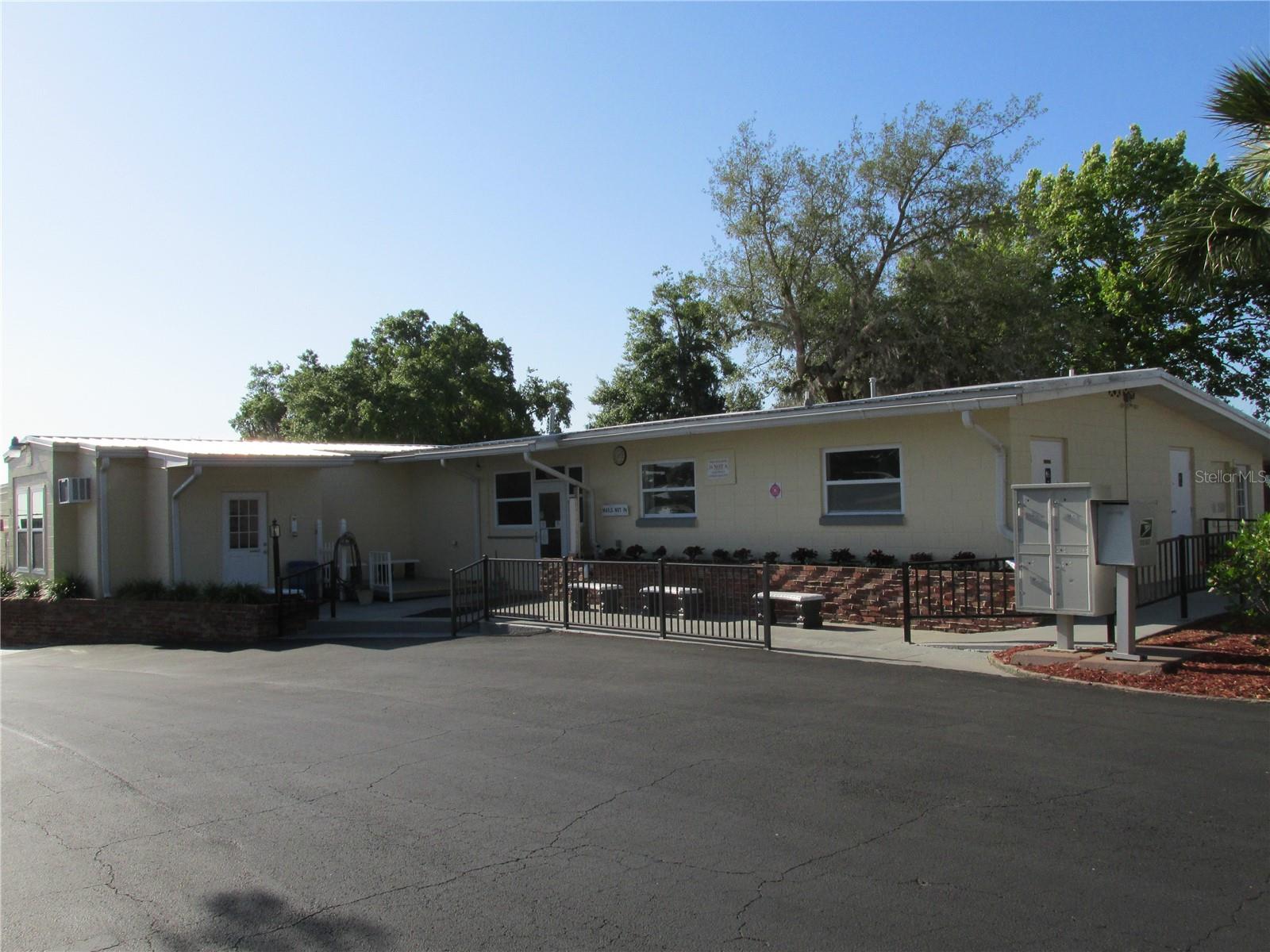 3896 PICCIOLA RD #241, FRUITLAND PARK, FL, 34731