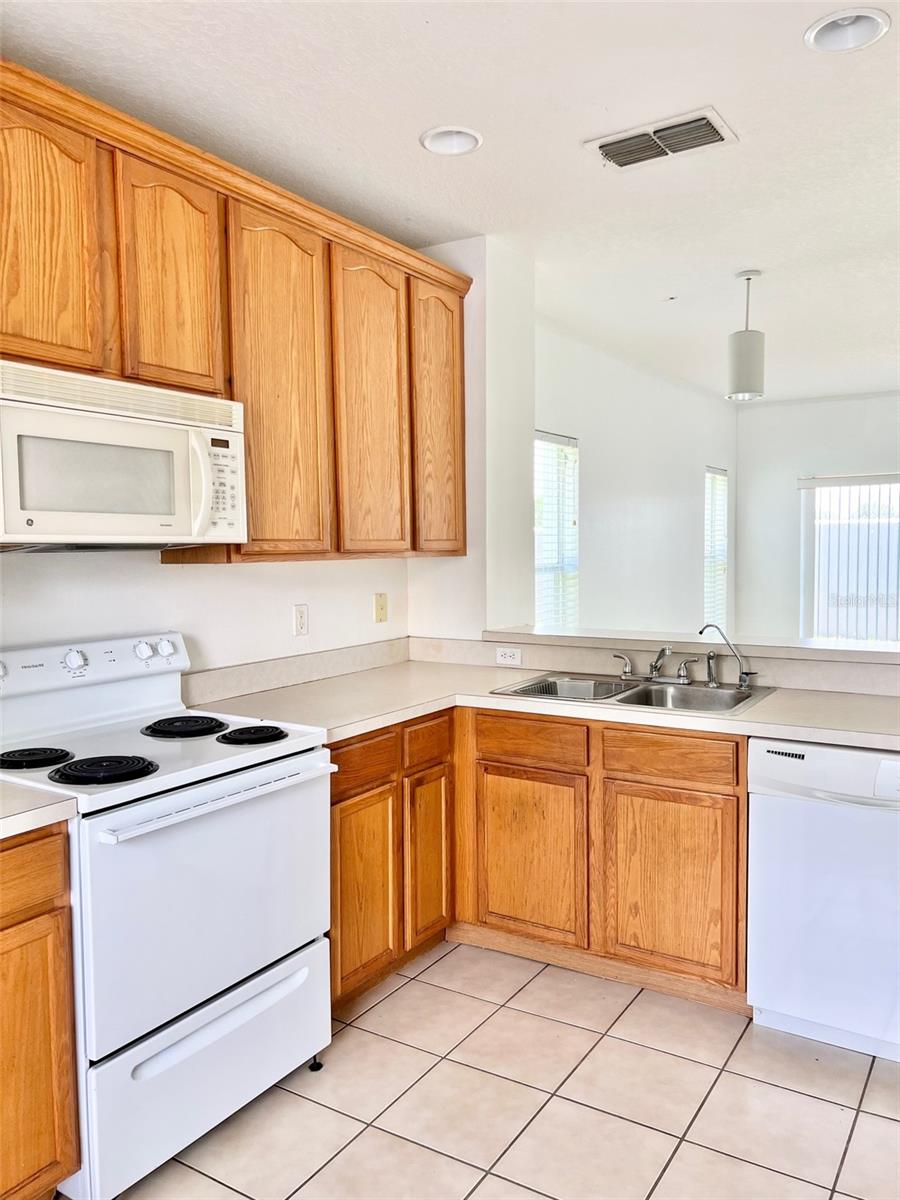 10660 SAVANNAH WOOD DR #98, ORLANDO, FL, 32832