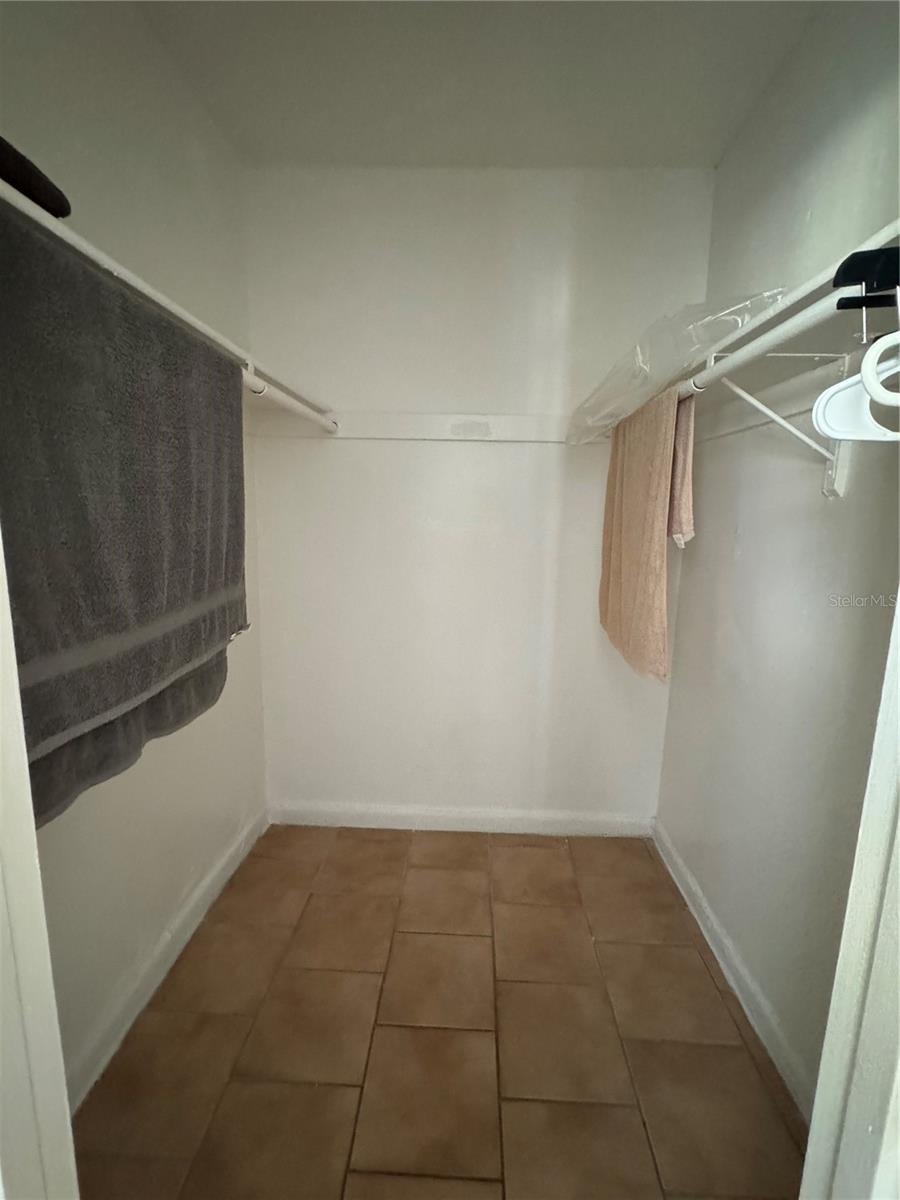 2761 L B MCLEOD RD #C, ORLANDO, FL, 32805