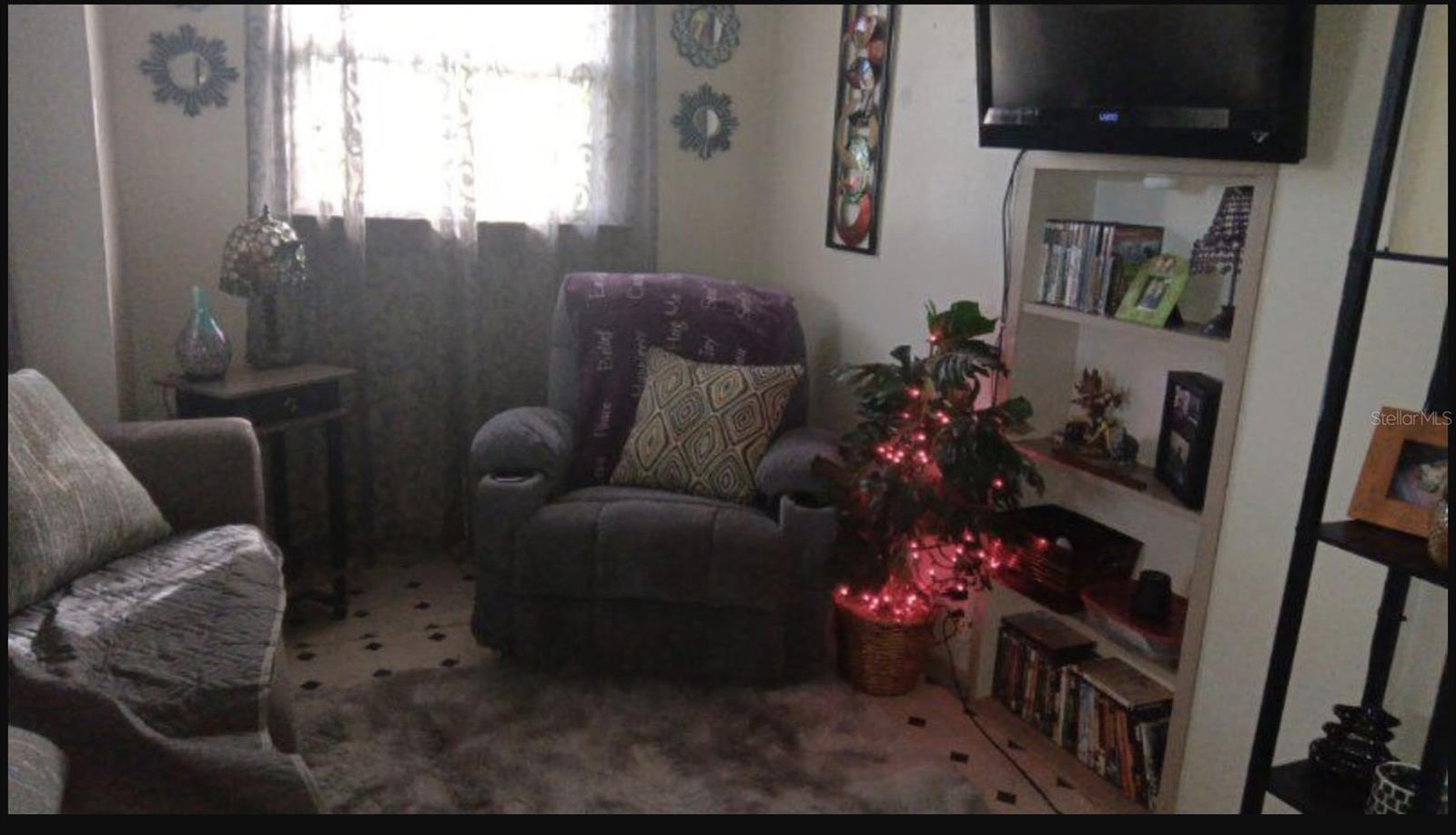 930 N CLARK AVE, DELAND, FL, 32724