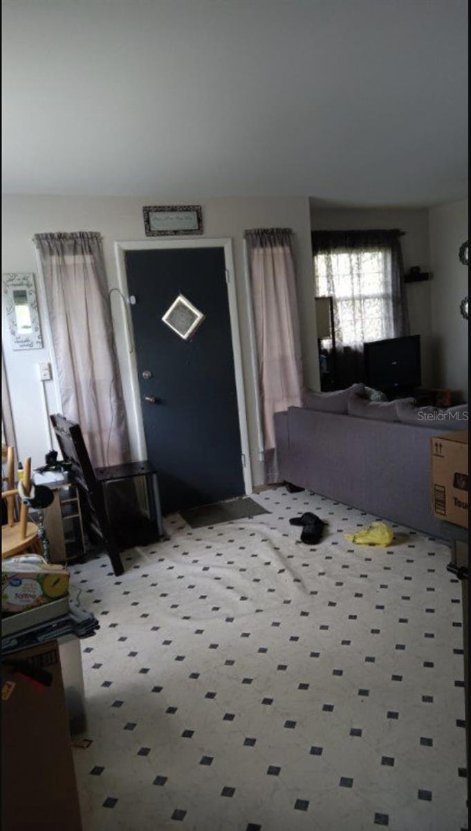 930 N CLARK AVE, DELAND, FL, 32724