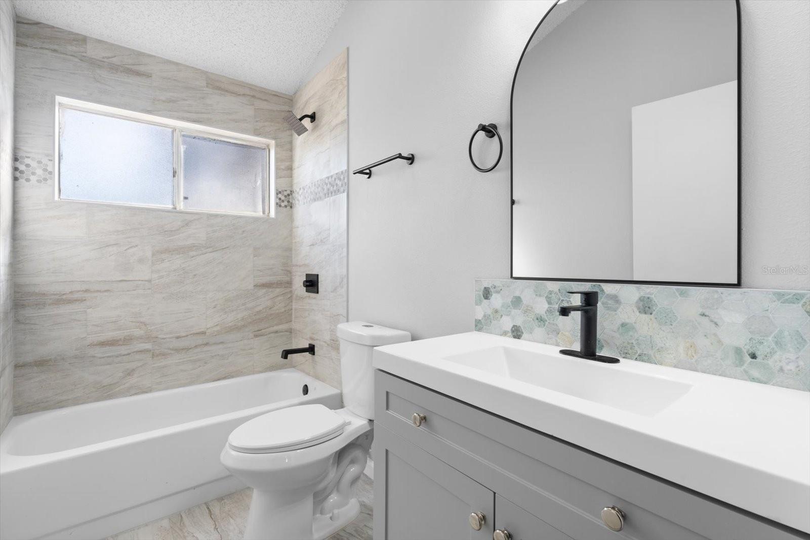 1942 JOYCE ST, SARASOTA, FL, 34231