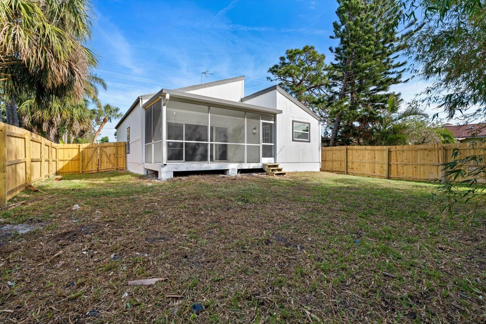 1942 JOYCE ST, SARASOTA, FL, 34231