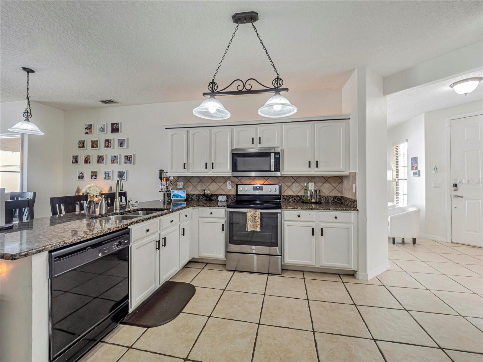 9564 VENEZIA PLANTATION DR, ORLANDO, FL, 32829