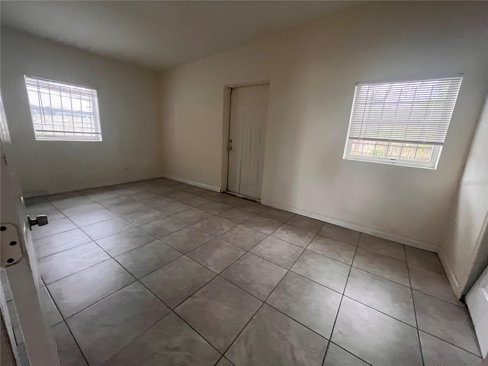 100 S ORTMAN DR, ORLANDO, FL, 32805