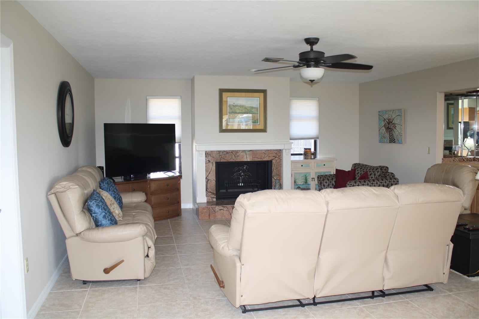 723 VIA FORMIA, PUNTA GORDA, FL, 33950