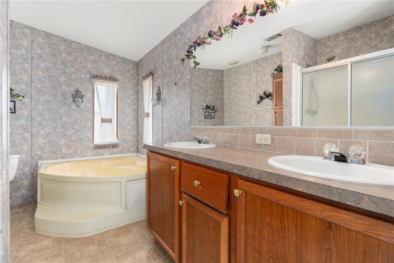 1129 E LA SALLE ST, HERNANDO, FL, 34442