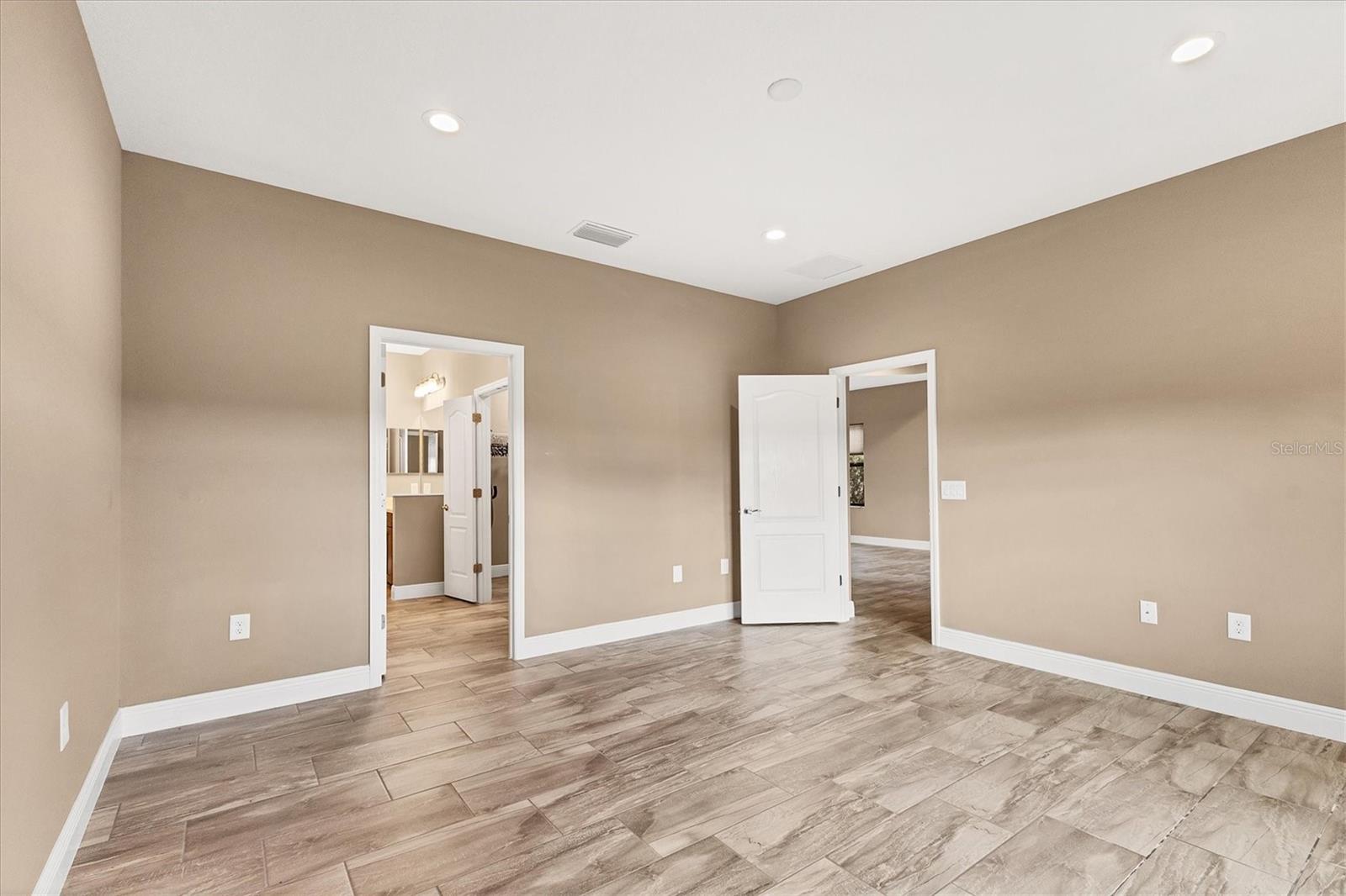 11137 MCDERMOTT CT, ENGLEWOOD, FL, 34223