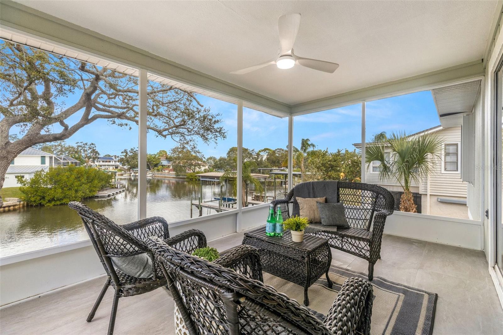 72 GULFWINDS DR, PALM HARBOR, FL, 34683