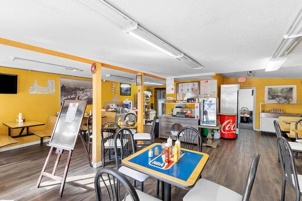 105 E CYPRESS ST, KISSIMMEE, FL, 34744