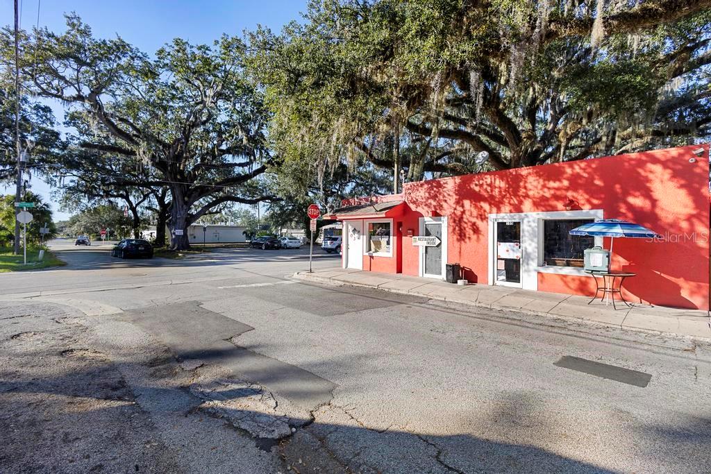 105 E CYPRESS ST, KISSIMMEE, FL, 34744