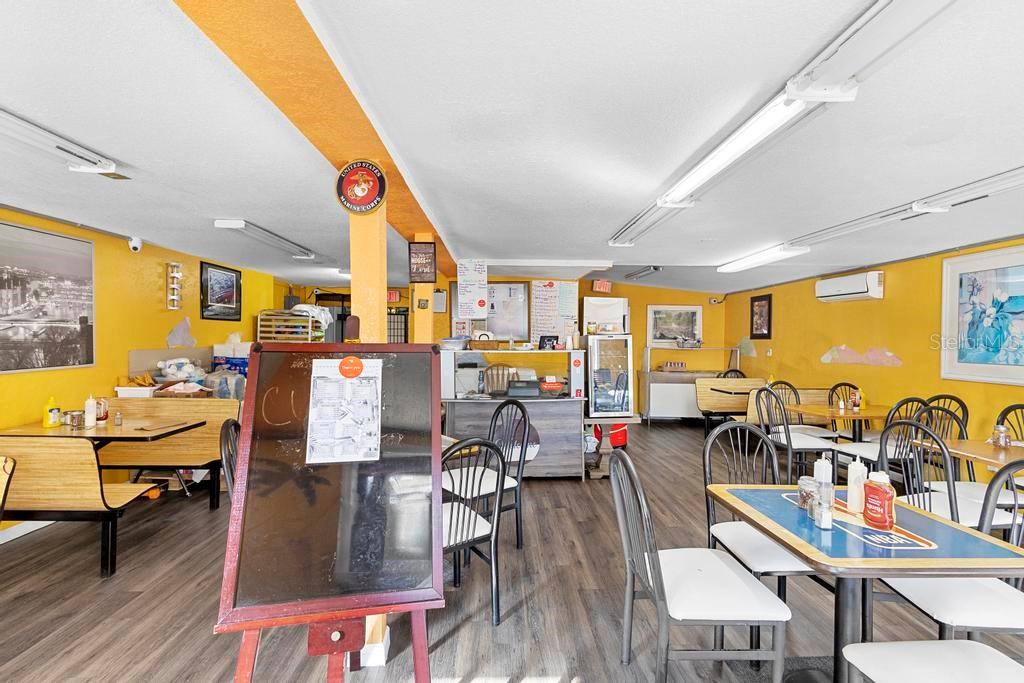 105 E CYPRESS ST, KISSIMMEE, FL, 34744