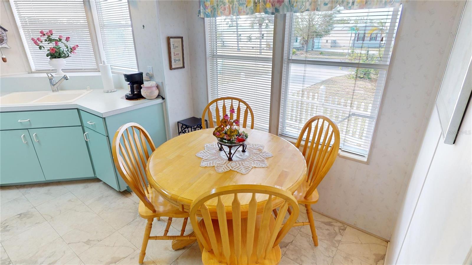 1618 HUNTER CREEK DR, PUNTA GORDA, FL, 33982