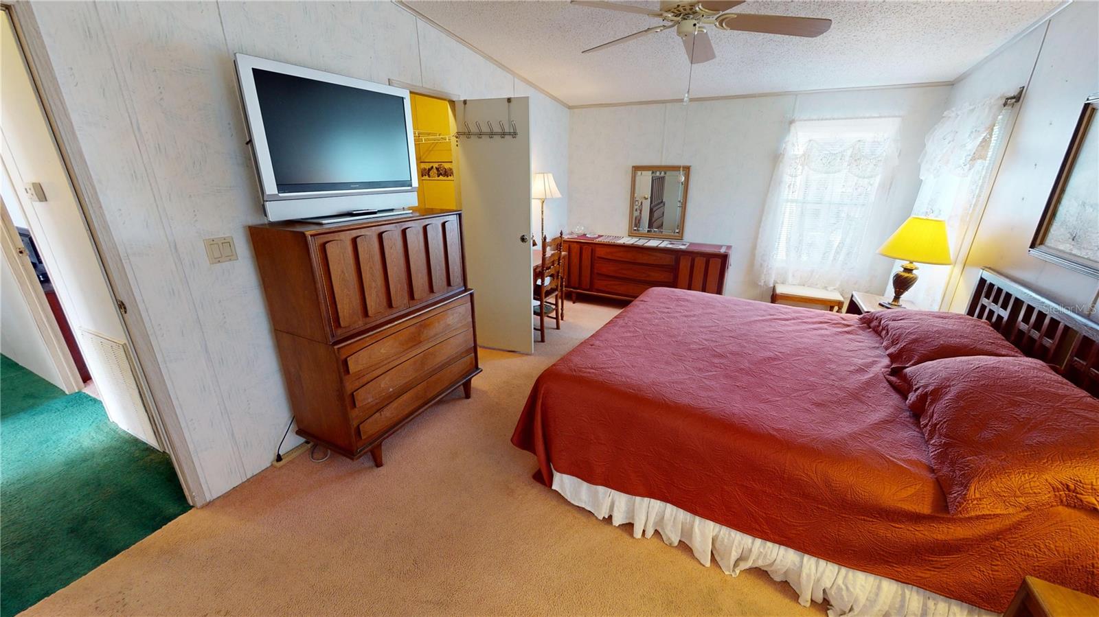 1618 HUNTER CREEK DR, PUNTA GORDA, FL, 33982